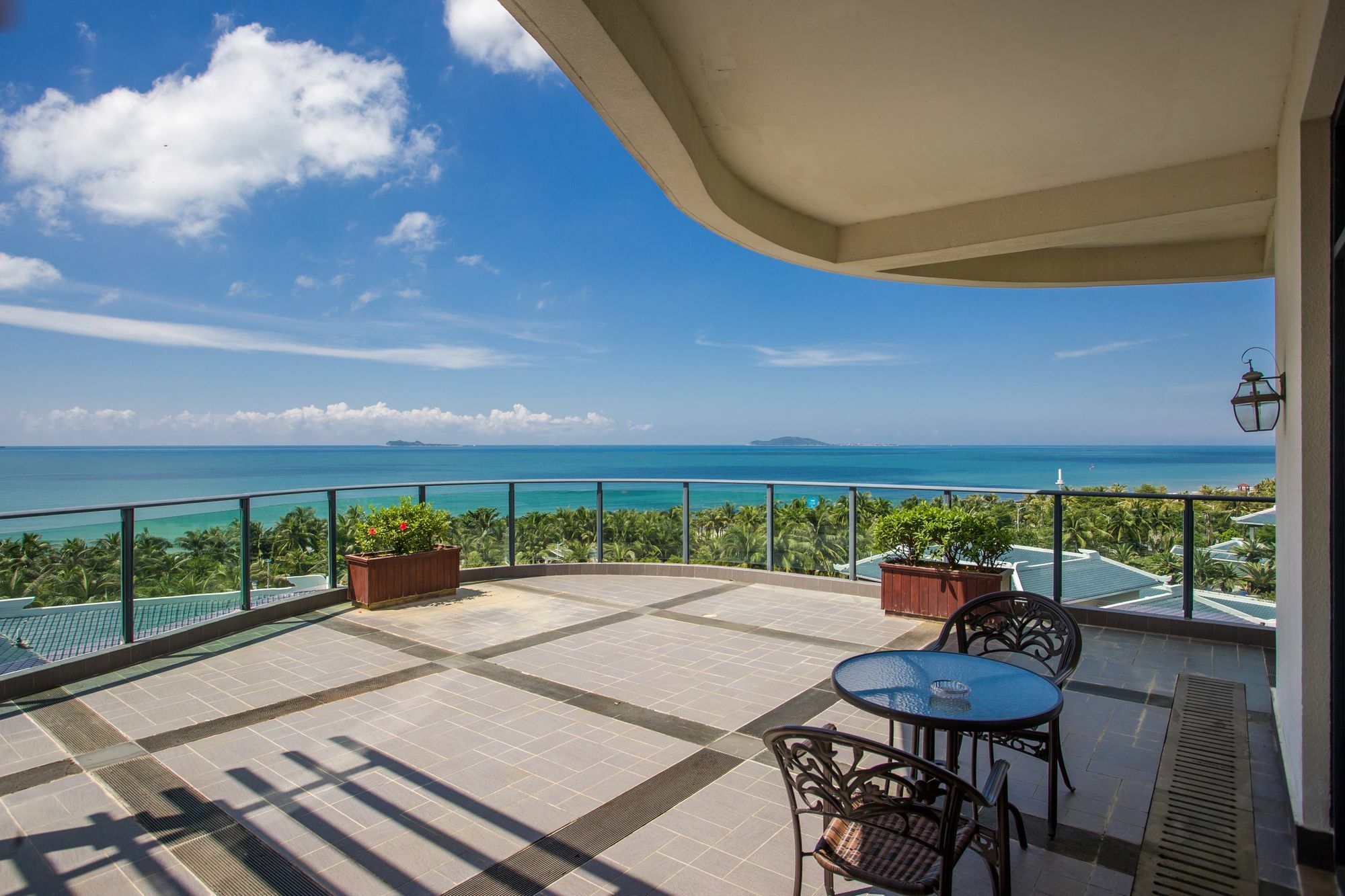 Sisuo Seaview Hotel Sanya Bagian luar foto